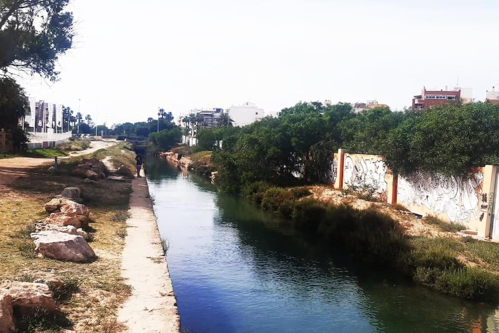 Appartamento Adventure Harbour Torrevieja Esterno foto