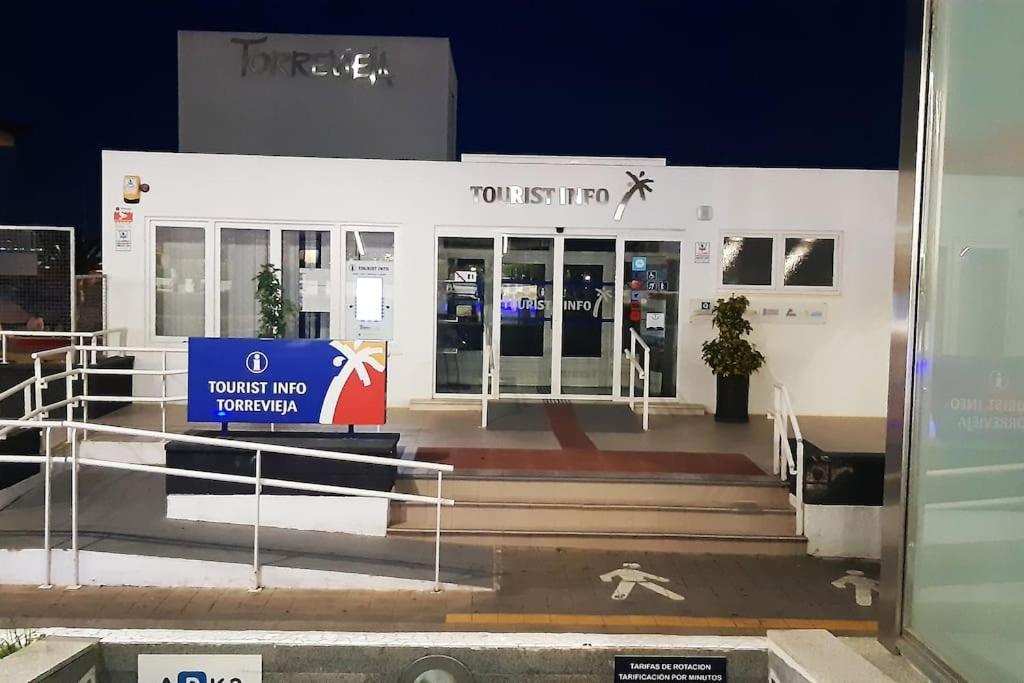 Appartamento Adventure Harbour Torrevieja Esterno foto