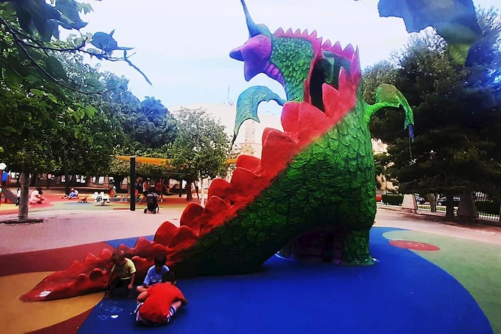 Appartamento Adventure Harbour Torrevieja Esterno foto